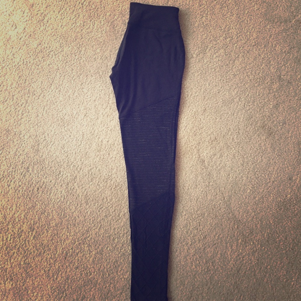 Beyond yoga tri-panel quilted leggings